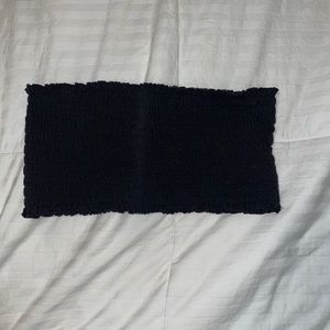 Black scrunchy bandeau top!